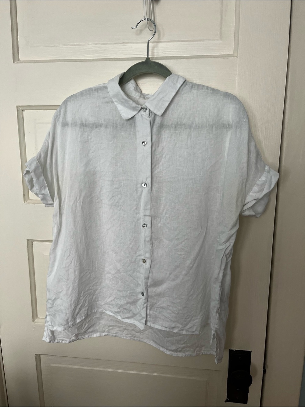 Tahari White Linen Button-Down Shirt